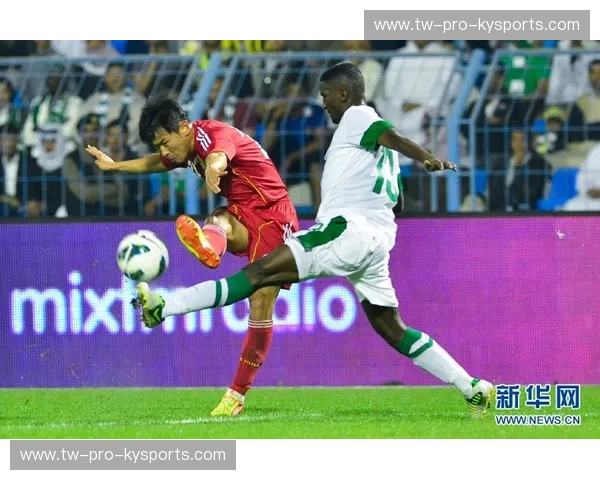 UFC角球——当格斗精神遇见足球战术，点燃每一次禁区奇迹